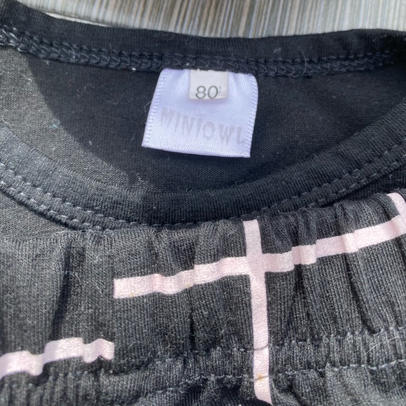 ☀️Sold☀️ MiniOwl Black Swag Baby Matching Set - Picture 3 of 3